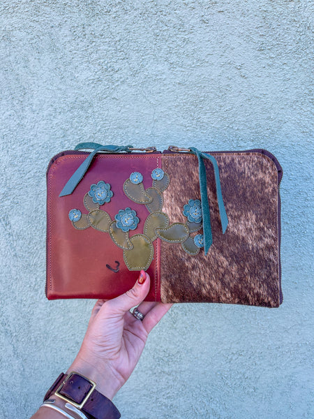 1/2 Cut Mini Pocketbook