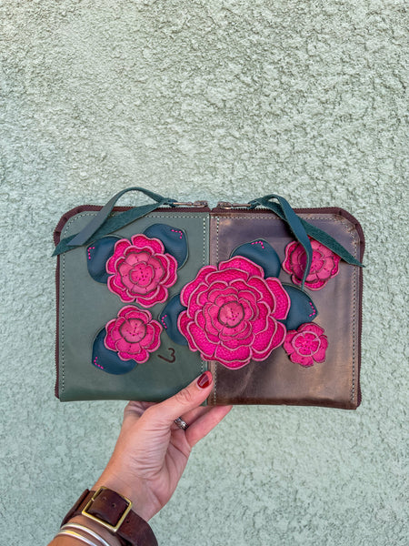 1/2 Cut Mini Pocketbook